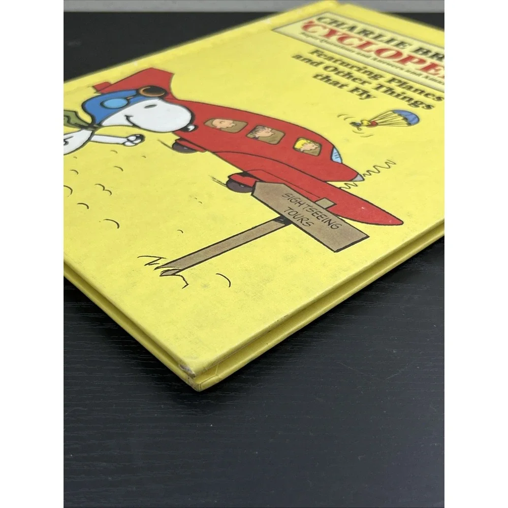 Charlie Brown's Cyclopedia Volume 6 Planes and Flying Things Vintage 1980